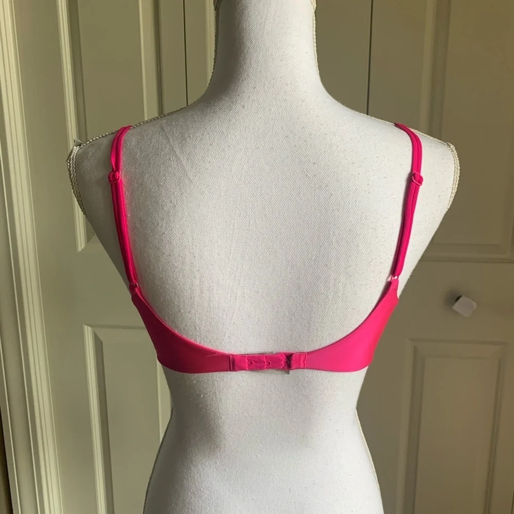 Victoria’s Secret bra - Picture 2 of 3